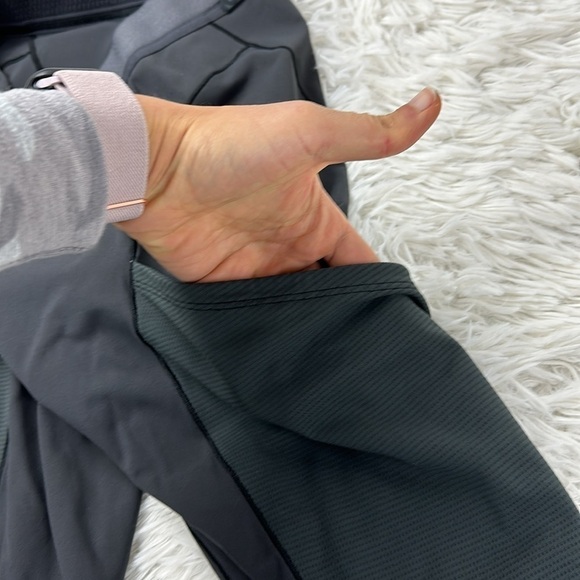 Lululemon Esker Short *lululemon lab Graphite Grey - Picture 3 of 6